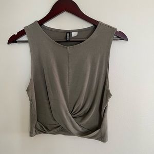 H&M Green Crop